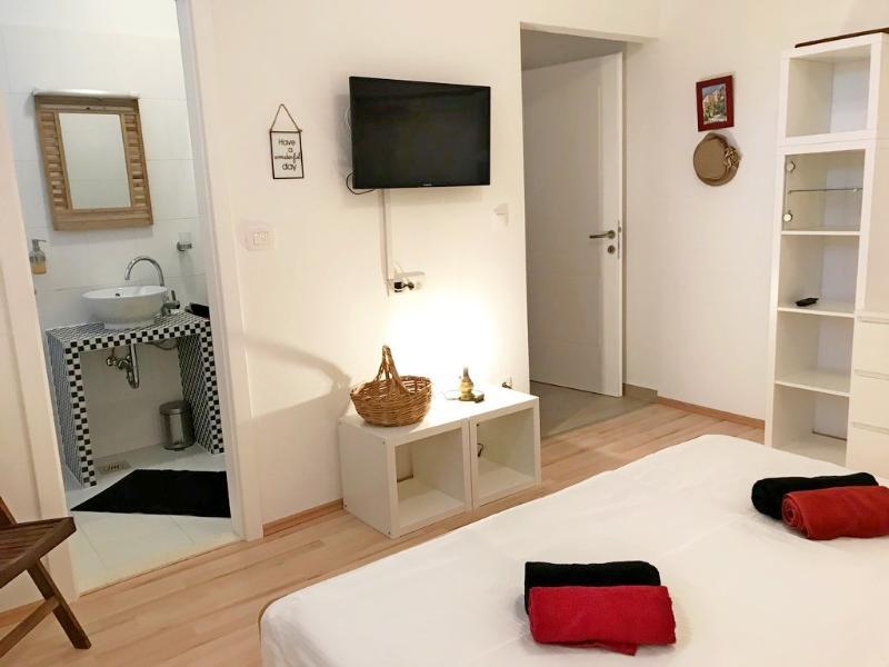Mladenka Hotel Podstrana Luaran gambar
